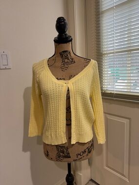 G.H. Bass & Co. Pale Yellow Knit Button-Front cotton Cardigan size M